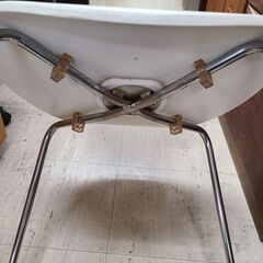 J1803【リユースのサカイ柏店】ダイニングチェア　ホワイト　クリーニング済　の画像