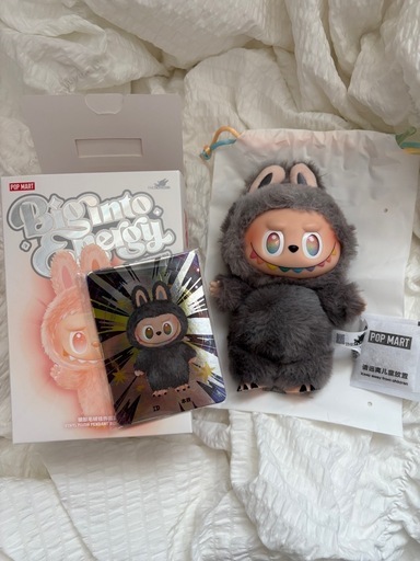 11/20まで POPMART ラブブ　シークレット