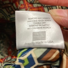 カラフルなトートバッグの画像