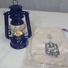 『✨未使用に近い美品🎶』キャンプ用ランタン　箱と袋付き Colemanの画像