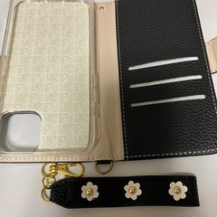 iPhone13 ケース　未使用品
の画像