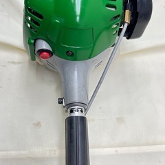 マキタエンジン式草刈り機の画像