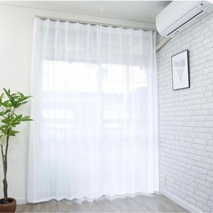 カーテンの画像