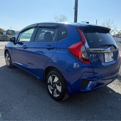 平成26年　ホンダフィットハイブリッド　82,033km 車検　９年／4月の画像