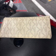 マイケルコース財布の画像