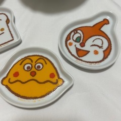 アンパンマン　食器セット　どんぶり　小皿の画像