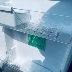 🌸 Hisense ノンフロン冷凍冷蔵庫  HR-G13B-BRの画像