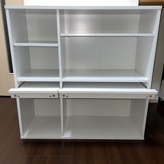 収納棚の画像