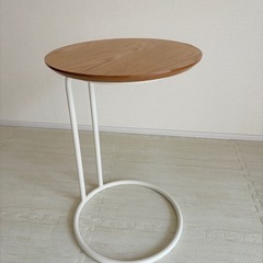 【11/16まで】ニトリ　サイドテーブル