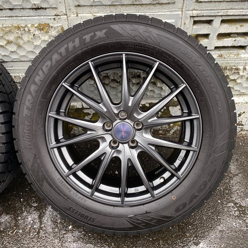 今週限り破格　17インチスタッドレスタイヤ