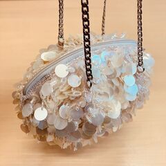 INIDIVI スパンコール ボールバッグの画像