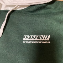 フード付きトレーナー140の画像