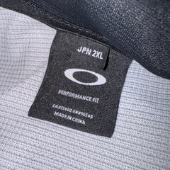 OAKLEY　パーカー　2XL 迷彩柄の画像