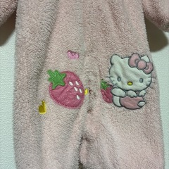 キティーちゃんのベビー服の画像