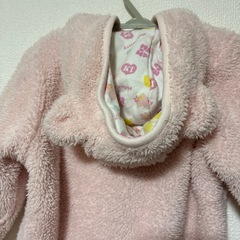 キティーちゃんのベビー服の画像