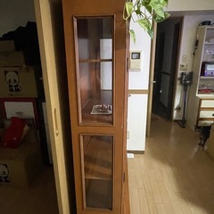 アンティーク調　飾り戸棚の画像