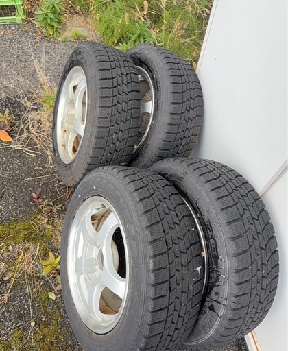 195/65R15 スタッドレス　バリ山　ホイール付