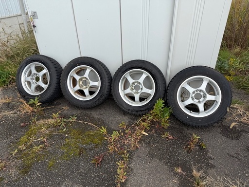 195/65R15 スタッドレス　バリ山　ホイール付