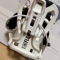 FNTC TNT R スノーボード板
の画像