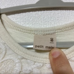 花フリルのベビー服の画像