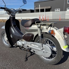 ⭐️走行少い❗️自賠責付.リトルカブ50.キャブレーターオーバーホールで快調⭐️バッテリー・プラグなど新品交換済み⭐️50cc原付オートバイ⭐️の画像