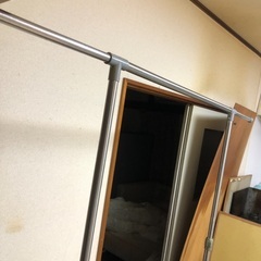 無料　ハンガーラック　伸縮の画像