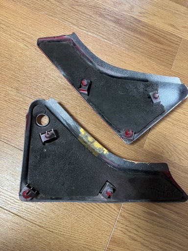 ゼファー400 サイドカバー