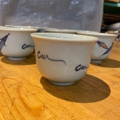 【引き取り限定】中古品　有田焼　ぐい呑みおちょこ　湯呑み　11個セットの画像