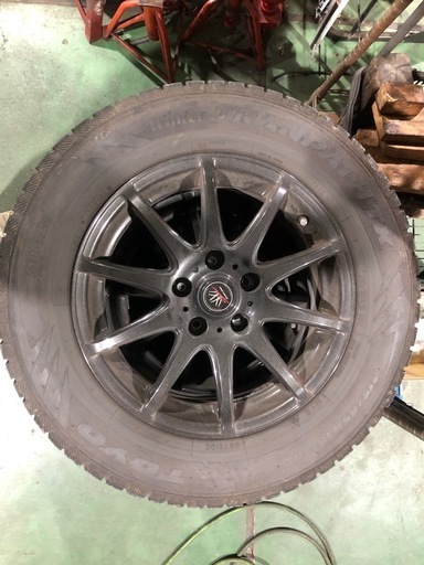 ホイール付きスタッドレスセット　UX250h