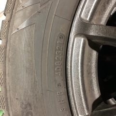 ホイール付きスタッドレスセット　UX250hの画像