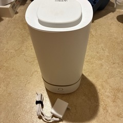 置き型加湿器（アイリス）の画像