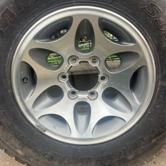 三菱 パジェロ 純正 265/70R16 7J＋10 ホイール　タイヤ付き4本の画像