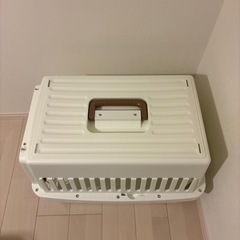 クレート　犬　ペットの画像