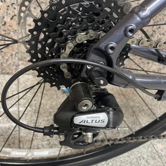 新古車　2023モデル GIANT クロスバイクの画像