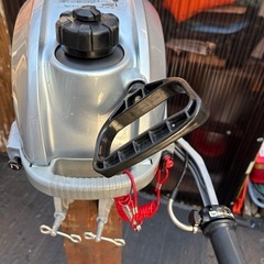ホンダ2馬力船外機の画像