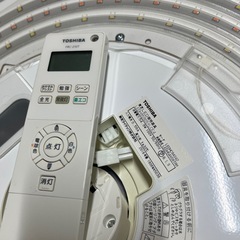TOSHIBA LED照明 LEDH95905YLCE4 リモコン付き 　の画像