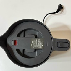 電気ポットの画像