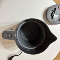 電気ポットの画像