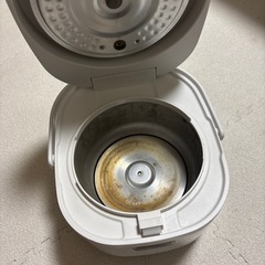 炊飯器　SHARP KS-CF05B の画像