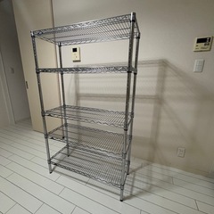 スチールラックの画像