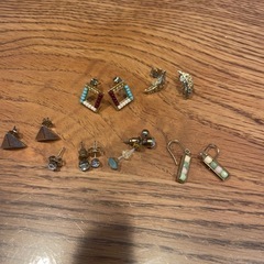 ピアス、ヘアアクセ、アクセサリーの画像