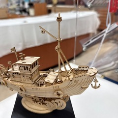 木の船模型🚢1000円の画像