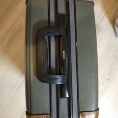 キャリーケースの画像