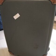 キャリーケースの画像