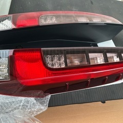美品！
トヨタ エスクァイア リアテールレンズの画像