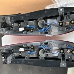 美品！
トヨタ エスクァイア リアテールレンズの画像