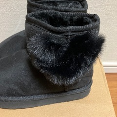 ハートつき　ムートンブーツ　新品　20センチ　の画像