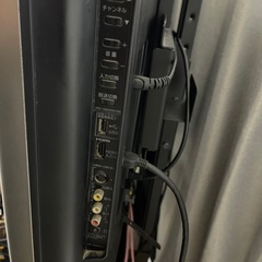 TOSHIBA 37型テレビの画像