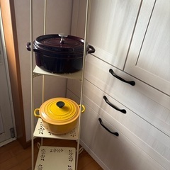 飾り棚にも？鍋収納等にも？おすすめ！の画像