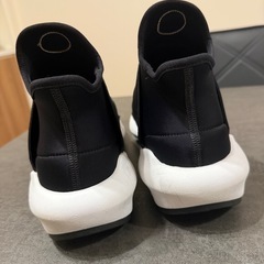 【Y3】SUBEROU US10 28cmの画像